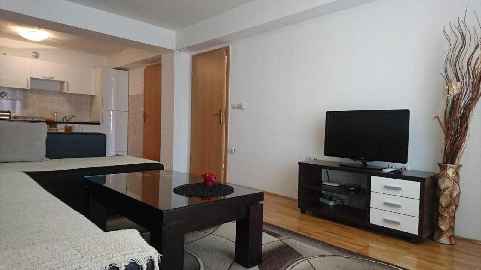 Apartman Edina Ochryda Zewnętrze zdjęcie
